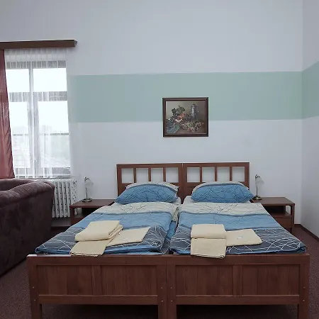 Penzion Koleje Zamecek *