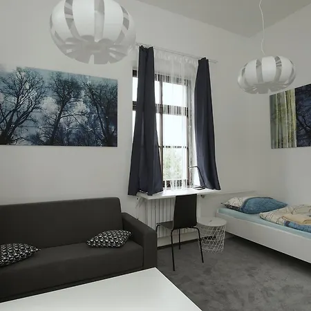 Koleje Zamecek * Lednice